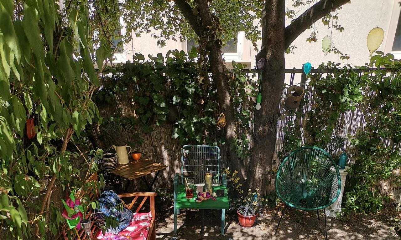 Flat In Historic Villa With Your Own Private Garden, Near City Park 부다페스트 외부 사진