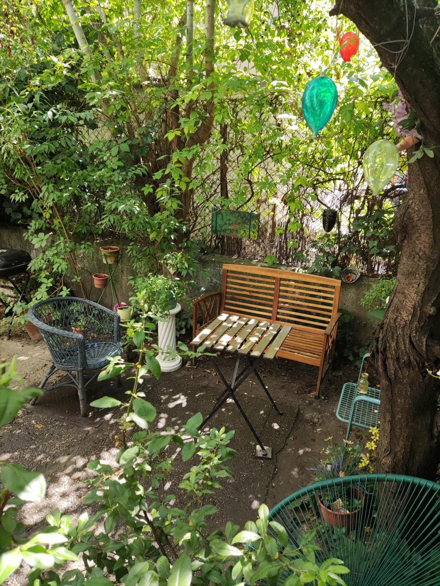 Flat In Historic Villa With Your Own Private Garden, Near City Park 부다페스트 외부 사진
